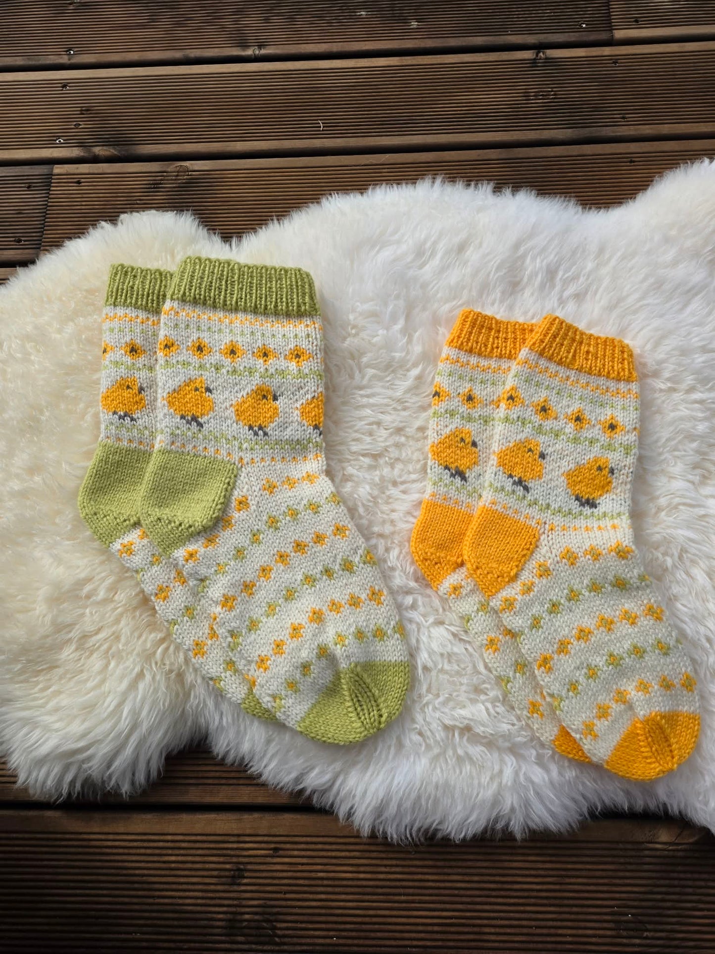 Easter Socks (digital pattern)
