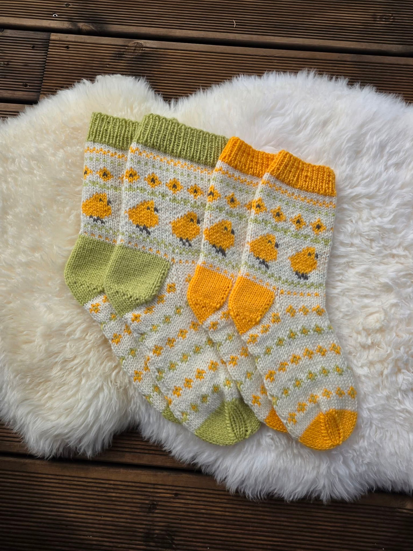 Easter Socks (digital pattern)