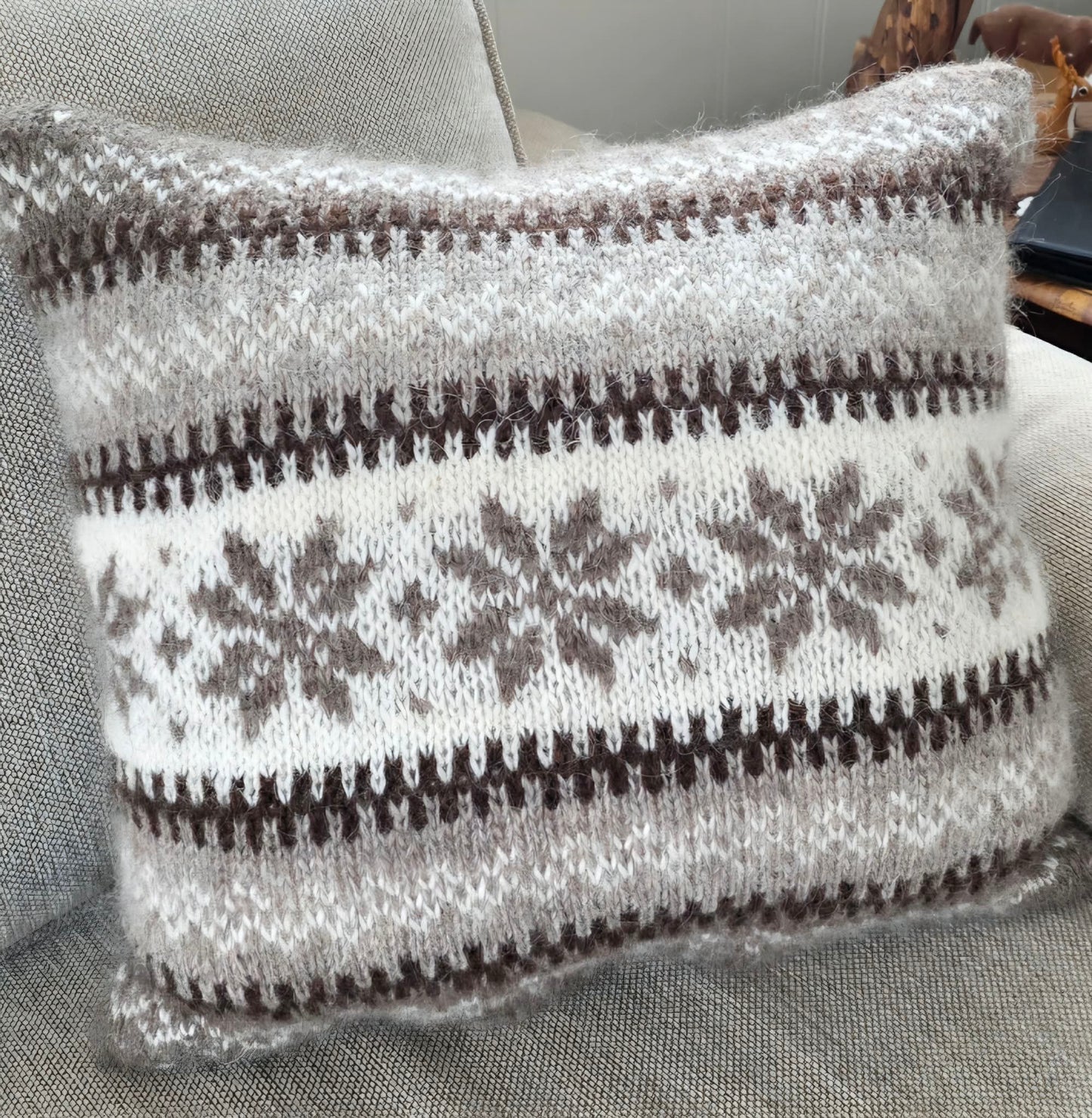 Stella Nord Pillow (digital pattern)